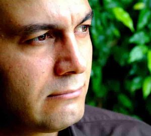 دانلود آهنگ جدید علیرضا قربانی هوای جنون