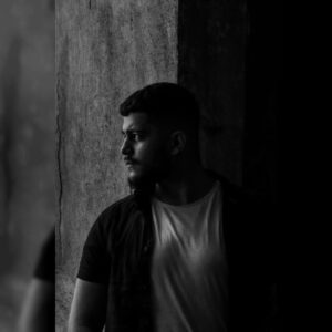 دانلود آهنگ جدید مجتبی محمد میگذرد 
